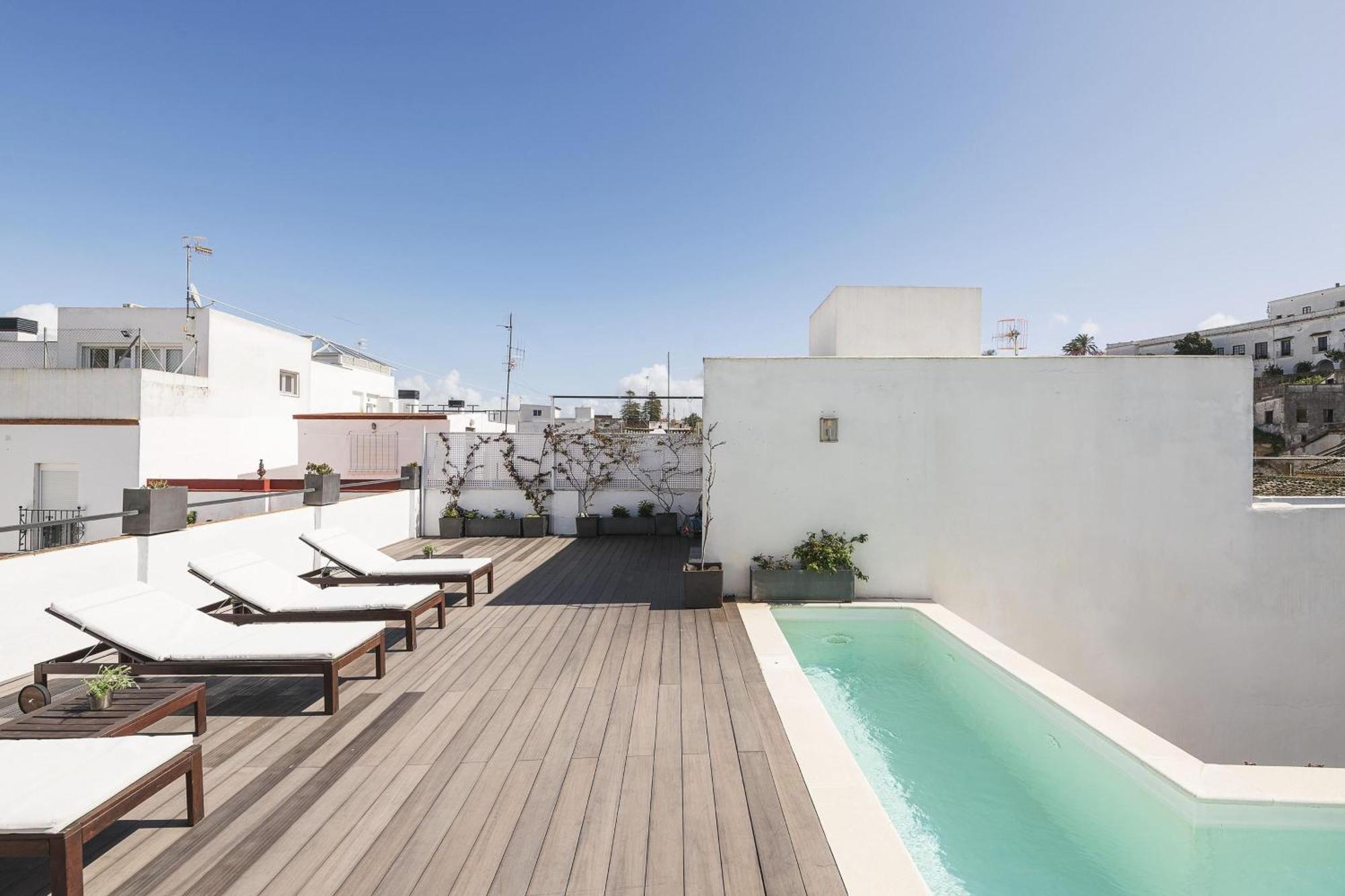 Luxe Madre De Dios - Charming Loft With Shared Pool And Free Wi-fi Apartment *